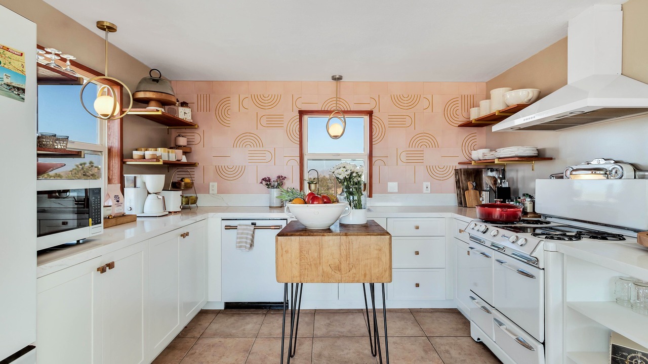 Photo of Kitchen in Yucca Valley