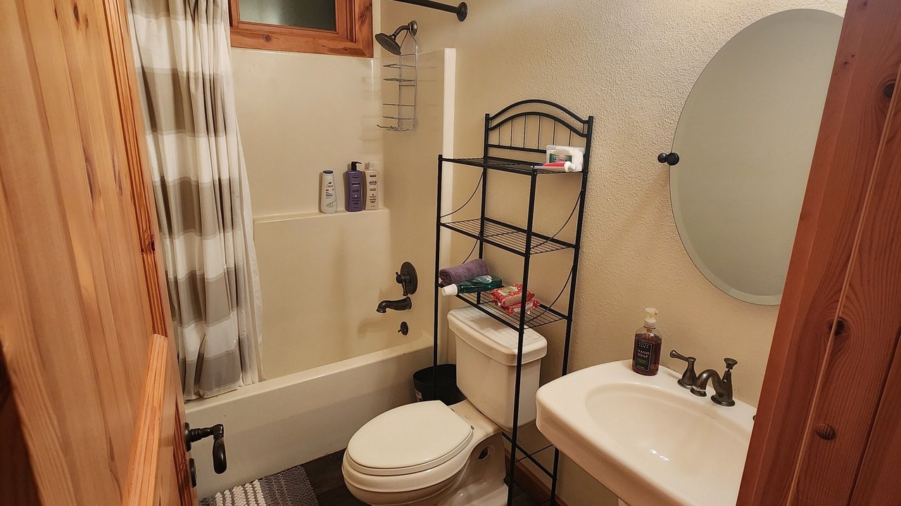 Photo of Bathroom in Upper Lake