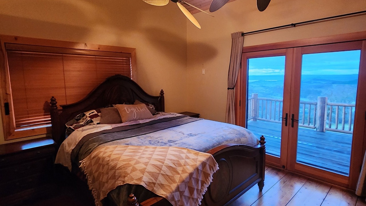 Photo of Bedroom in Upper Lake
