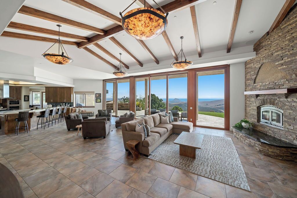 Photo of Livingroom in Morro Bay