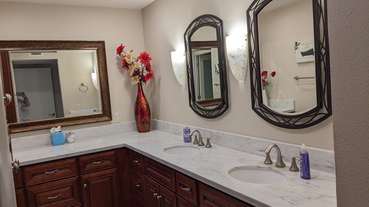 Photo of Bathroom in Cottonwood