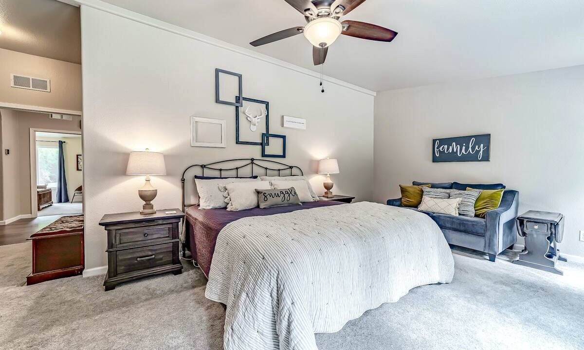 Photo of Bedroom in McKinleyville