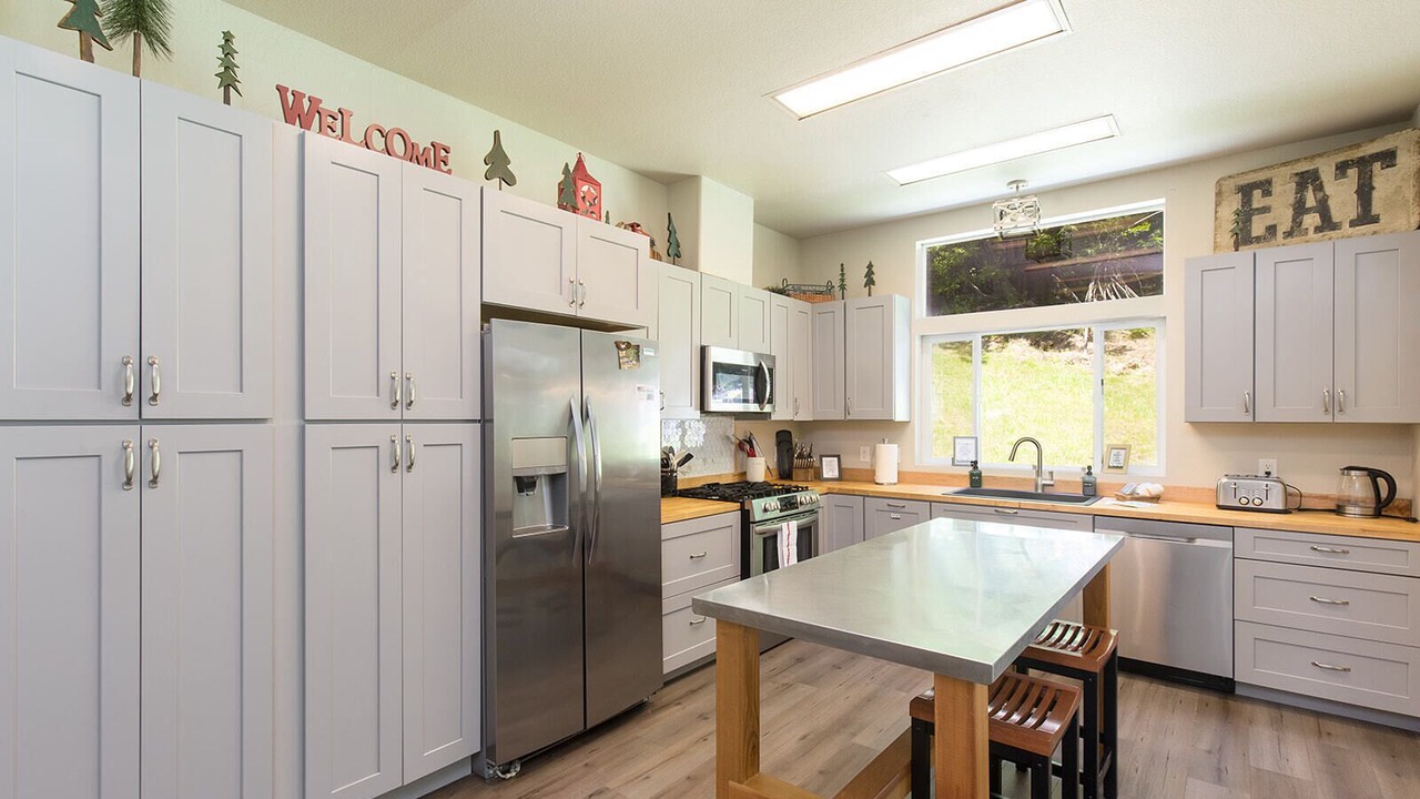 Photo of Kitchen in McKinleyville