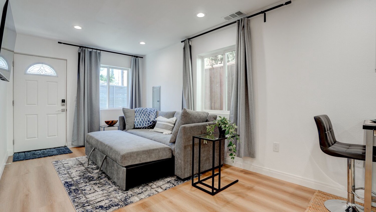 Photo of Livingroom in Castro Valley