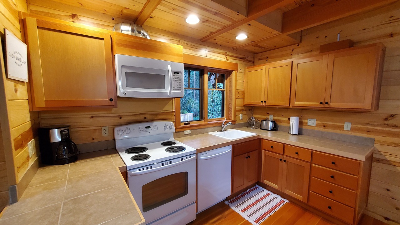 Photo of Kitchen in McKenzie Bridge