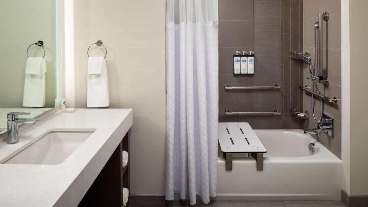 Photo of Bathroom in Nut Tree