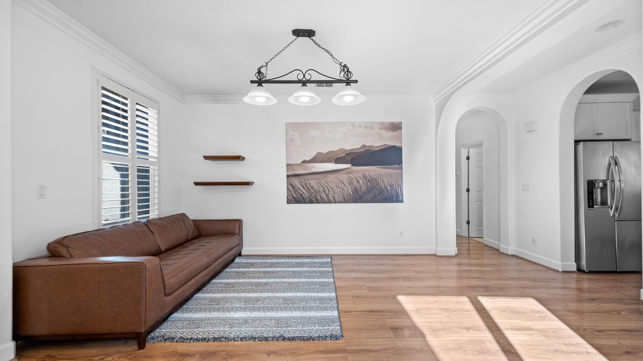 Photo of Livingroom in Regency Park