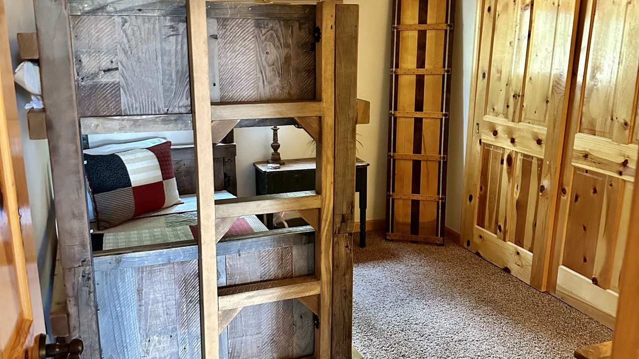 Photo of Bedroom in Dollar Point
