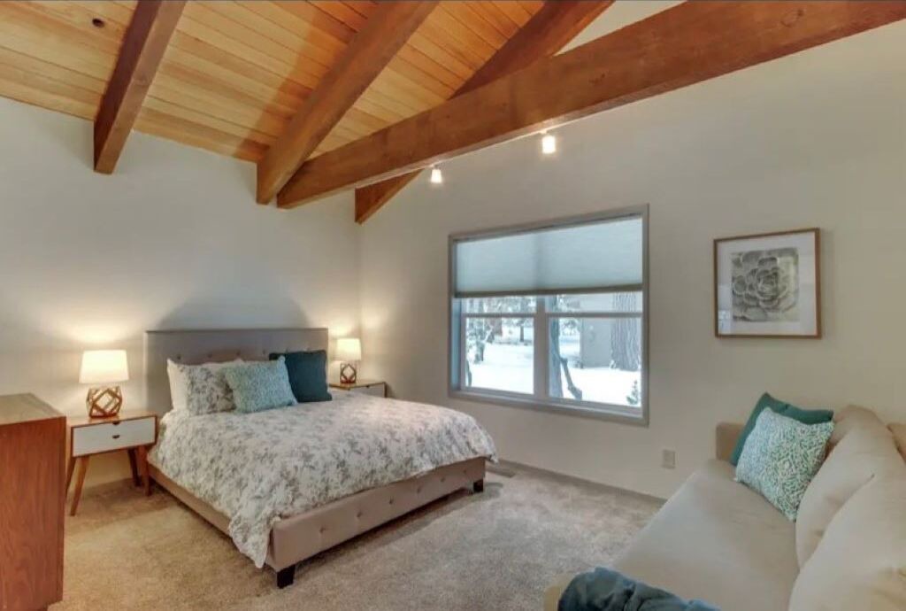 Photo of Bedroom in Black Butte Ranch