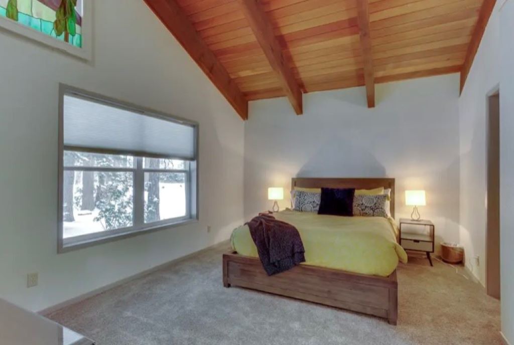 Photo of Bedroom in Black Butte Ranch