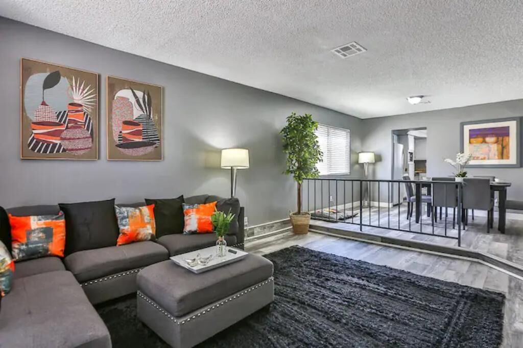 Photo of Livingroom in Whitney Ranch