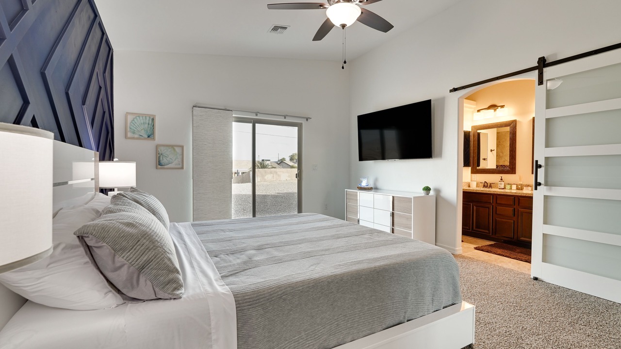 Photo of Bedroom in Lake Havasu City