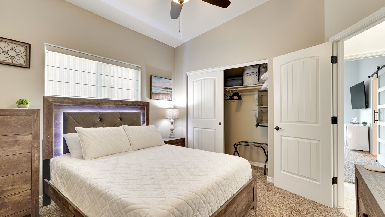Photo of Bedroom in Lake Havasu City
