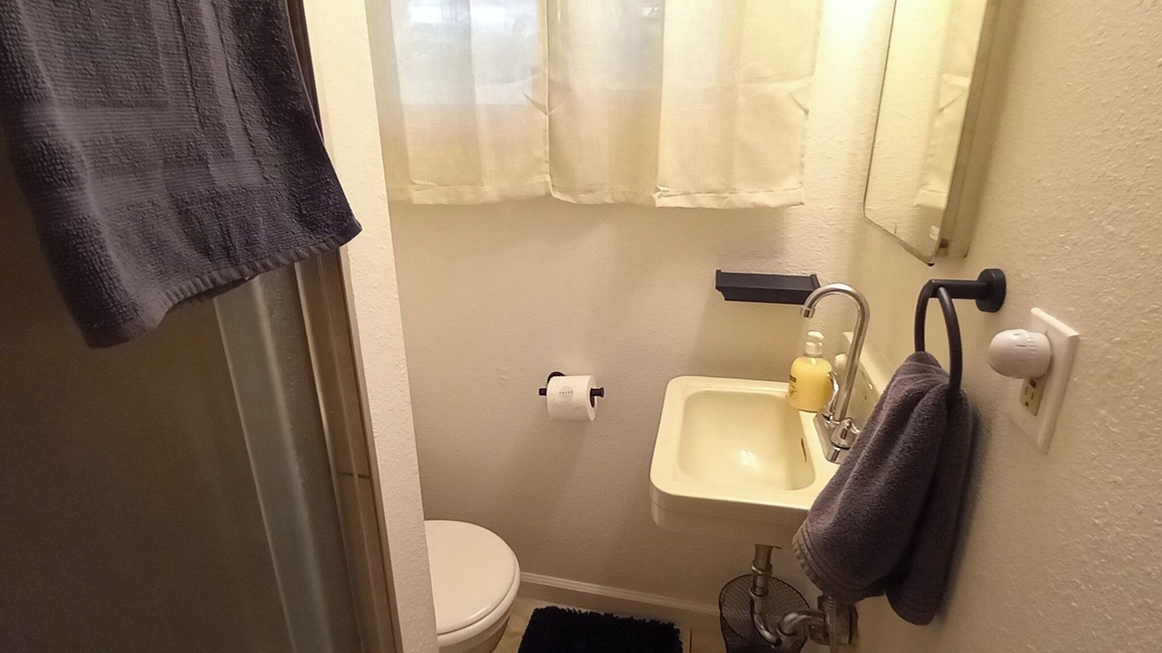 Photo of Bathroom in Oakridge