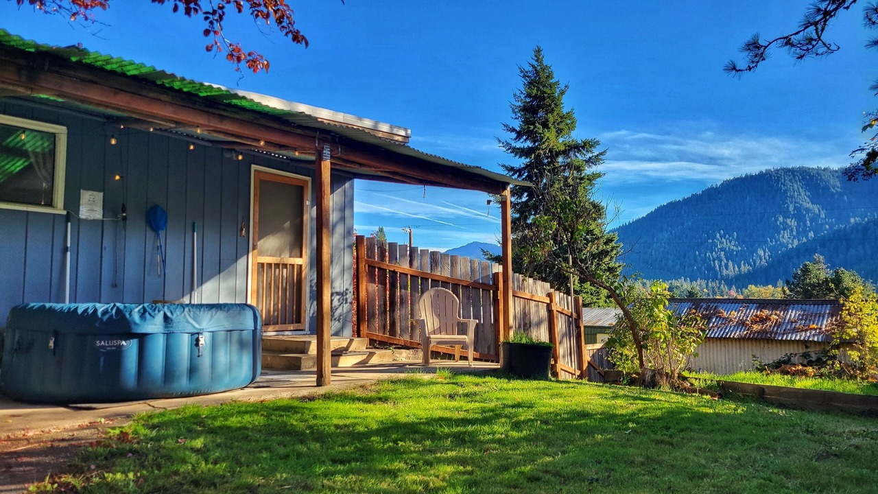 Photo of Patio Balcony in Oakridge