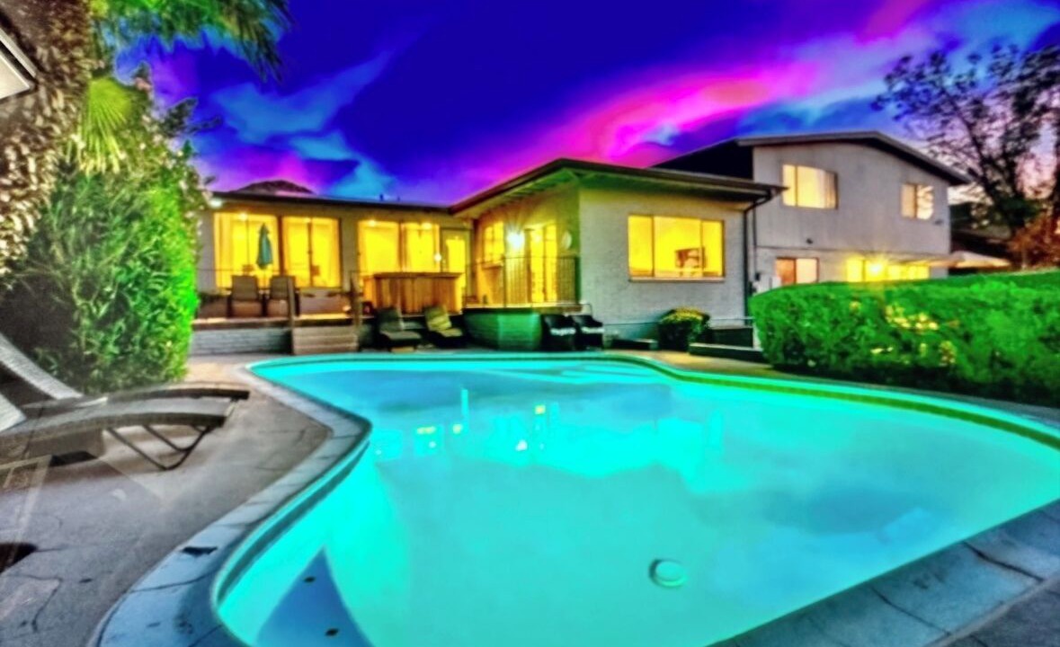 Photo of Outdoor in Paradise Valley Village