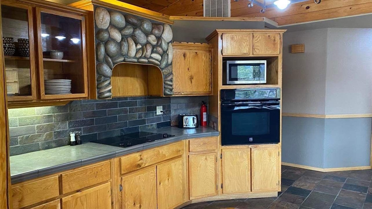Photo of Kitchen in Weed