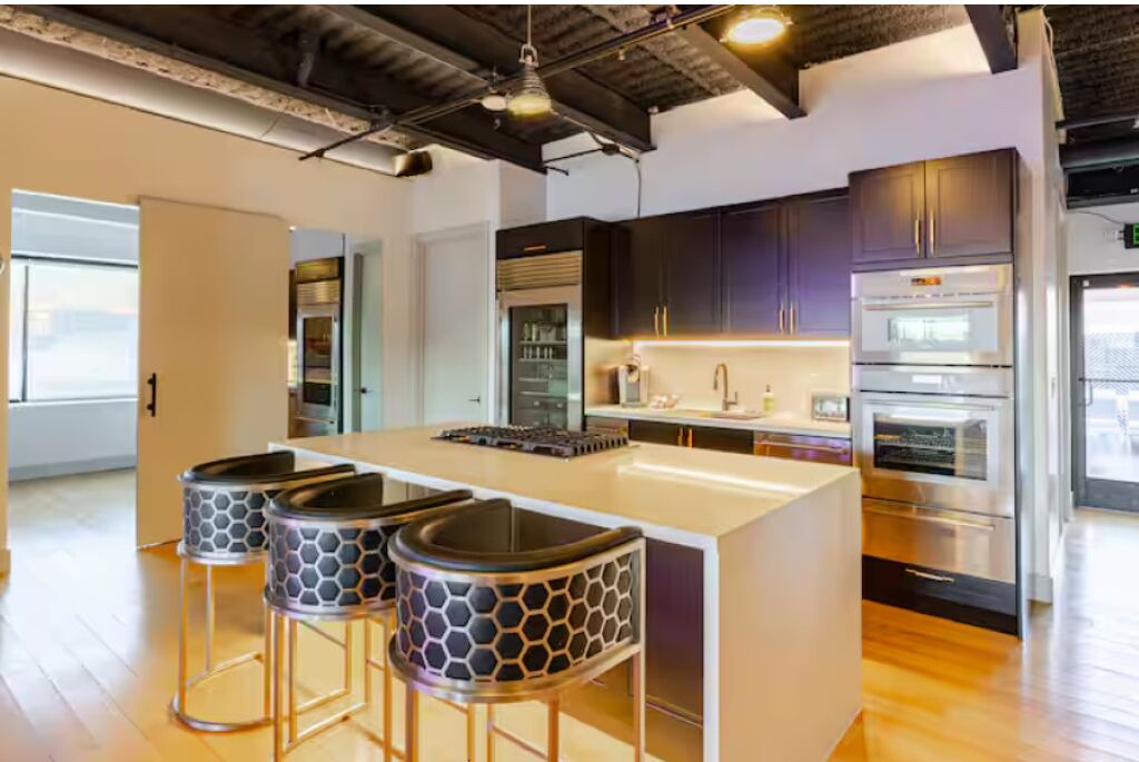 Photo of Kitchen in Stateline
