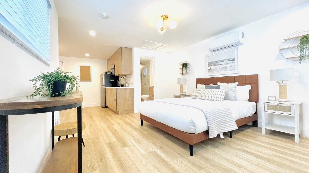 Photo of Bedroom in Corridor