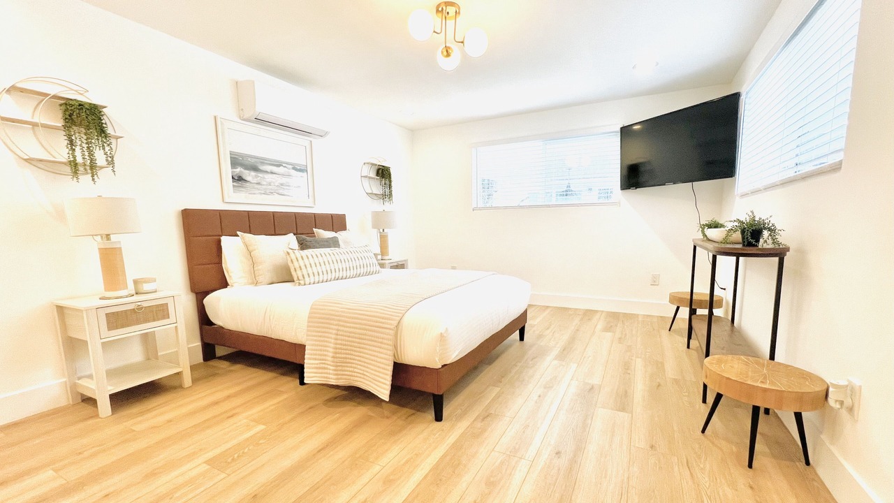 Photo of Bedroom in Corridor