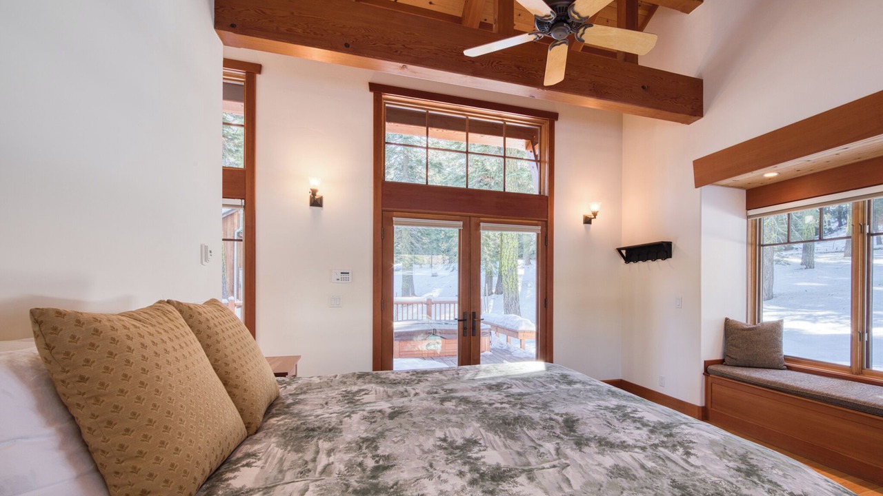 Photo of Bedroom in Alpine Meadows