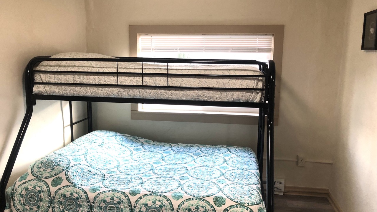 Photo of Bedroom in Chloride