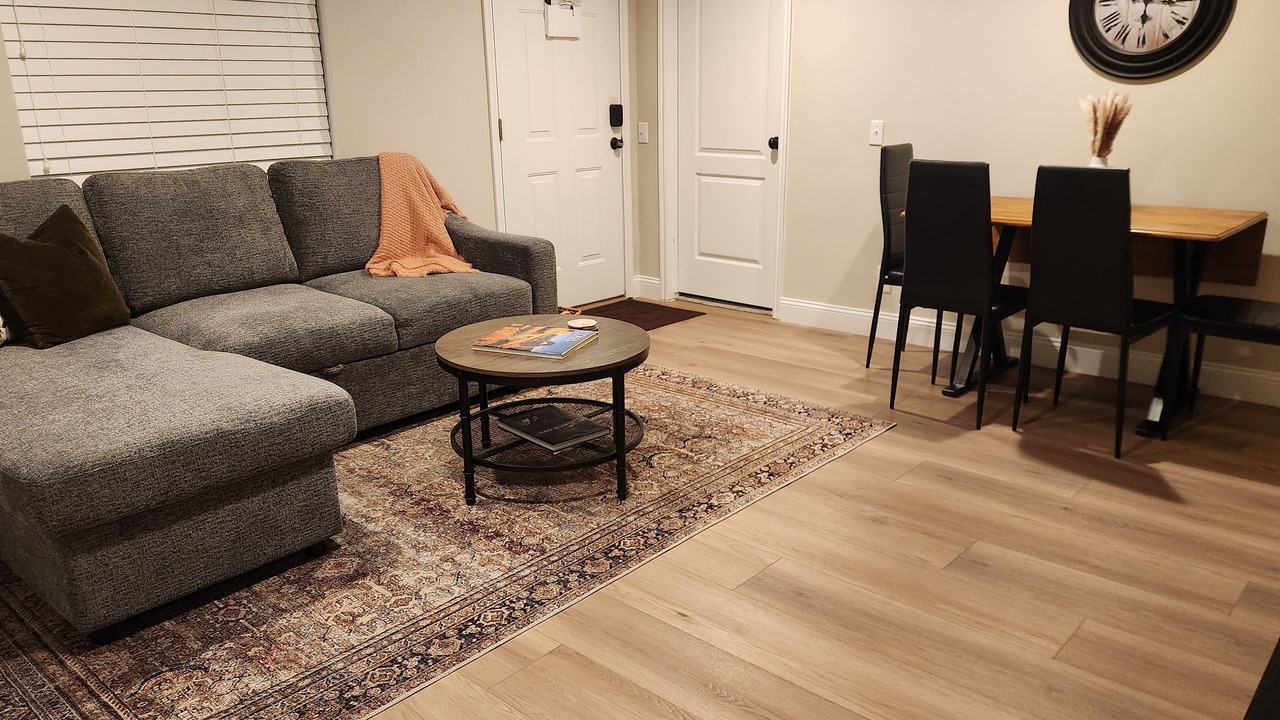 Photo of Livingroom in Springville