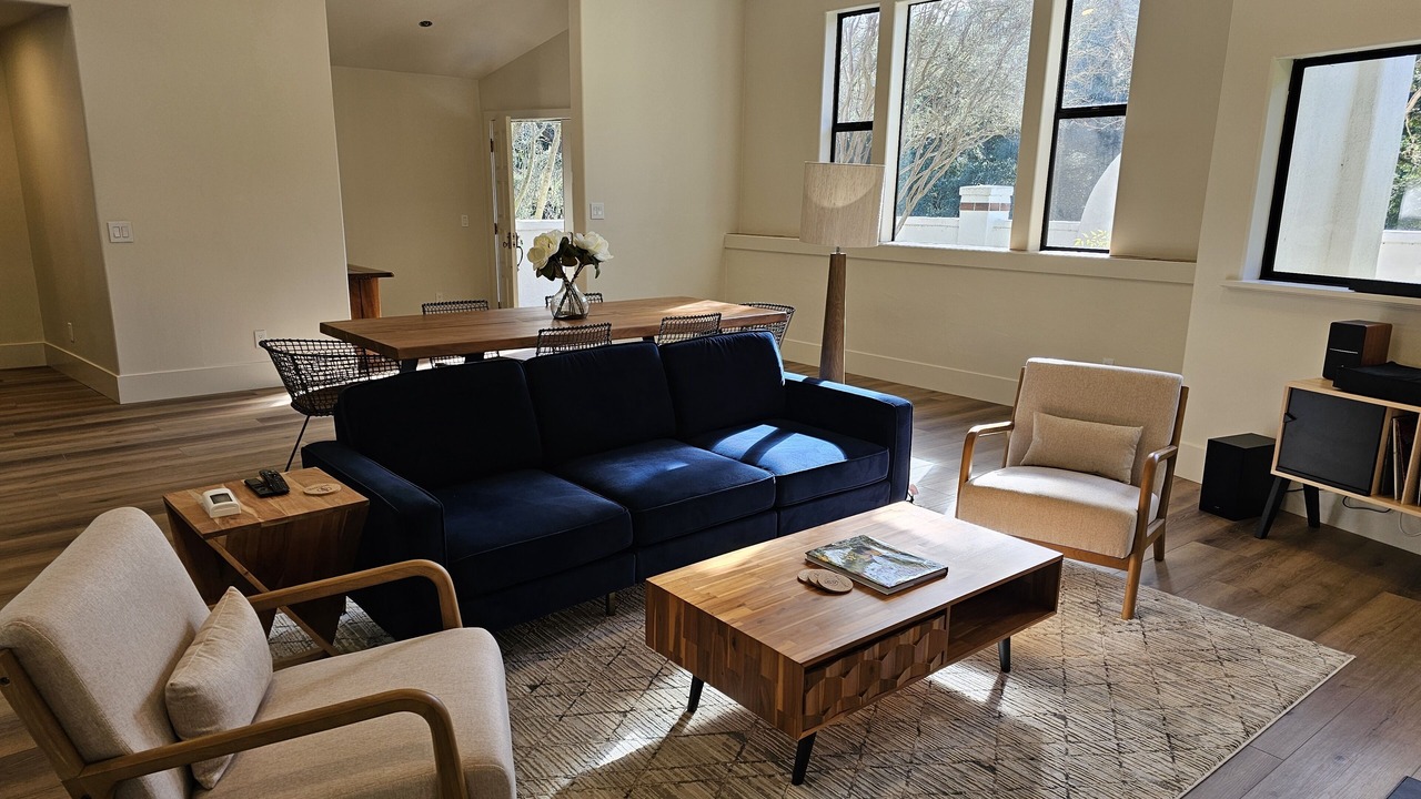 Photo of Livingroom in Templeton