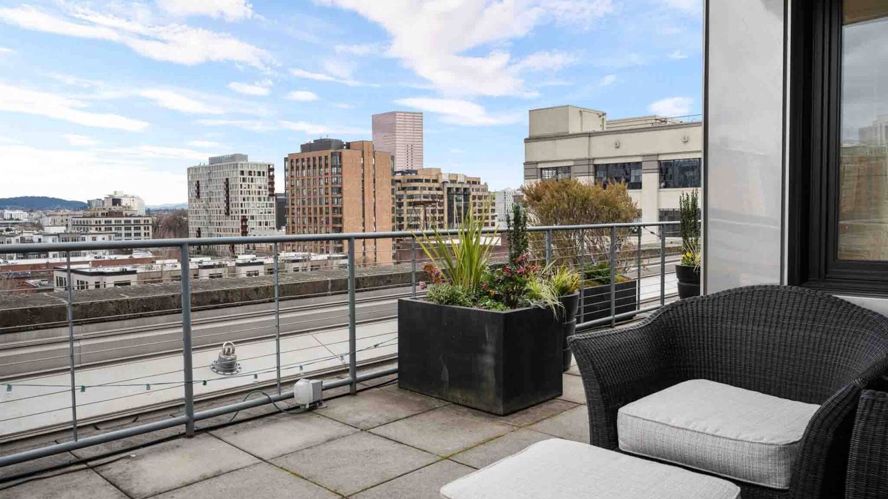 Photo of Others in Pearl District
