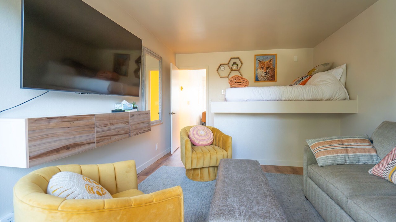 Photo of Livingroom in Old Town Historic District
