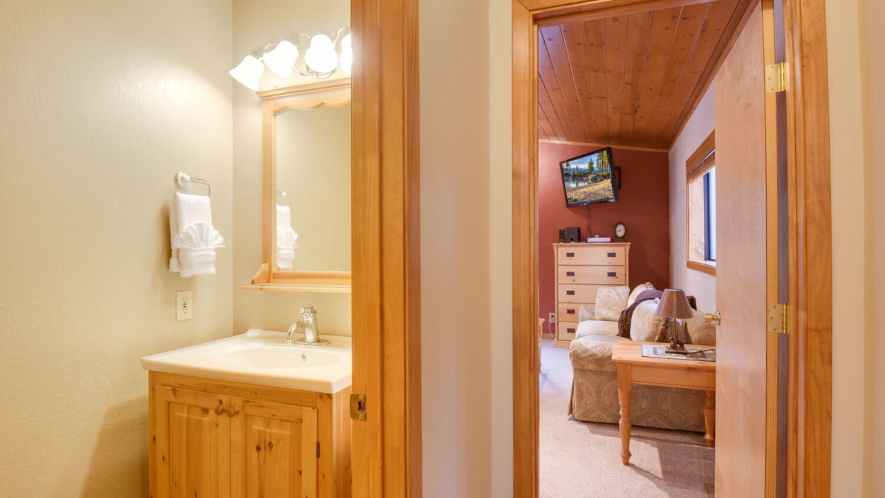 Photo of Bathroom in McKinney Estates