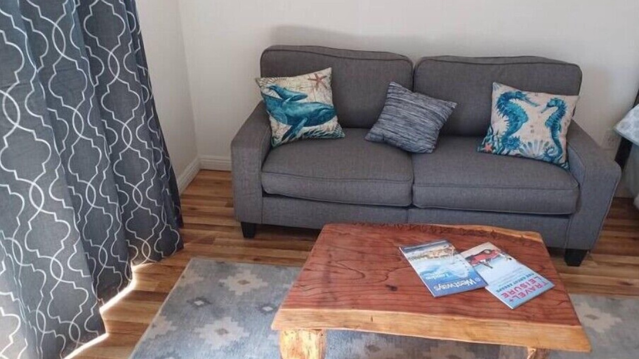 Photo of Livingroom in Baywood Park