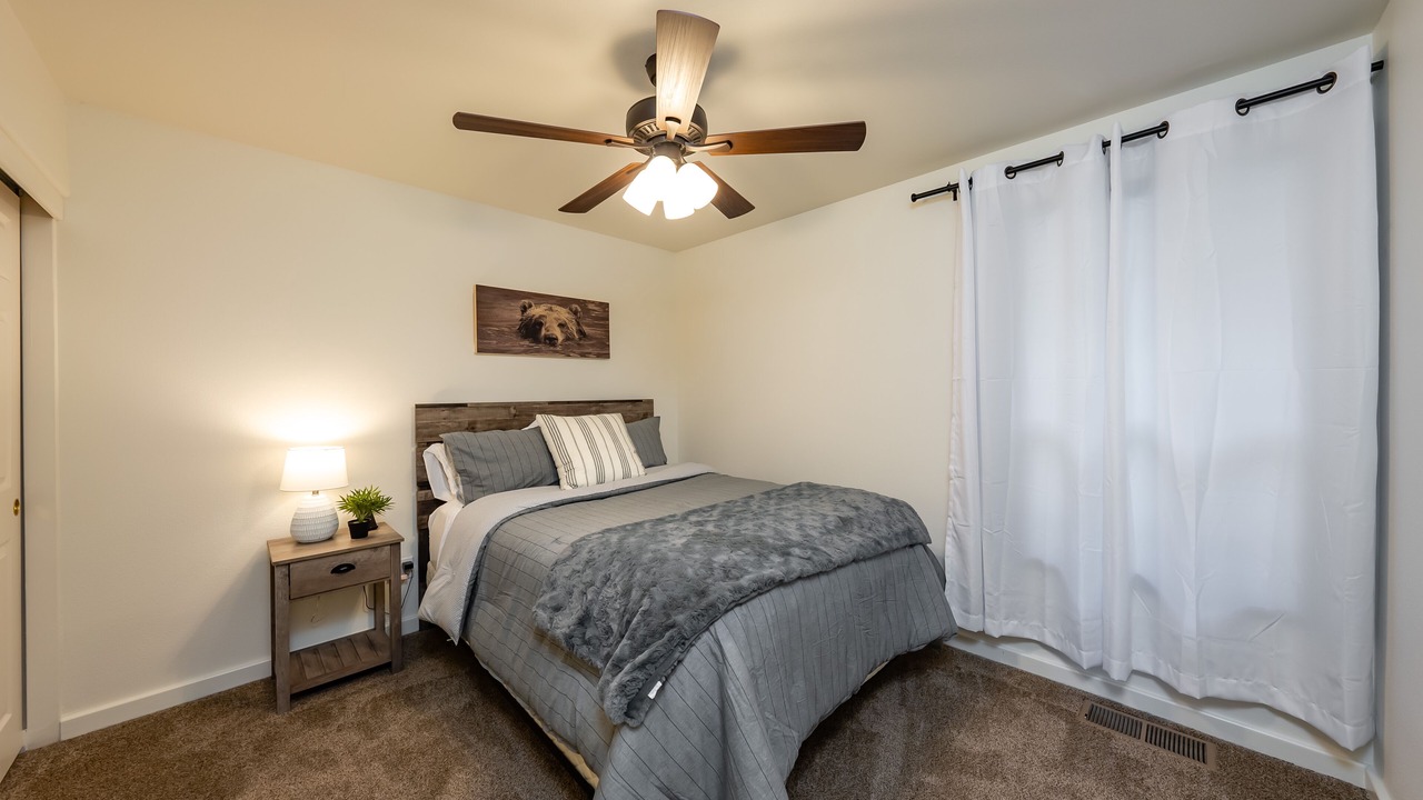 Photo of Bedroom in Shaver Lake