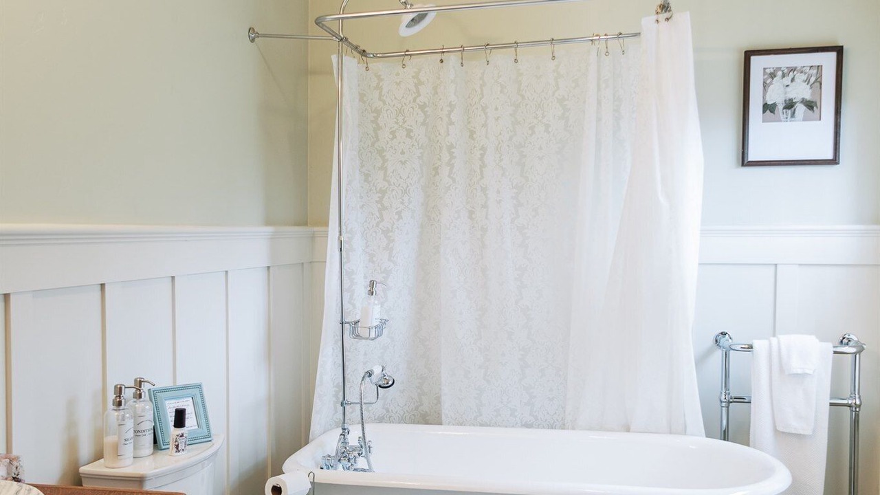 Photo of Bathroom in Chico