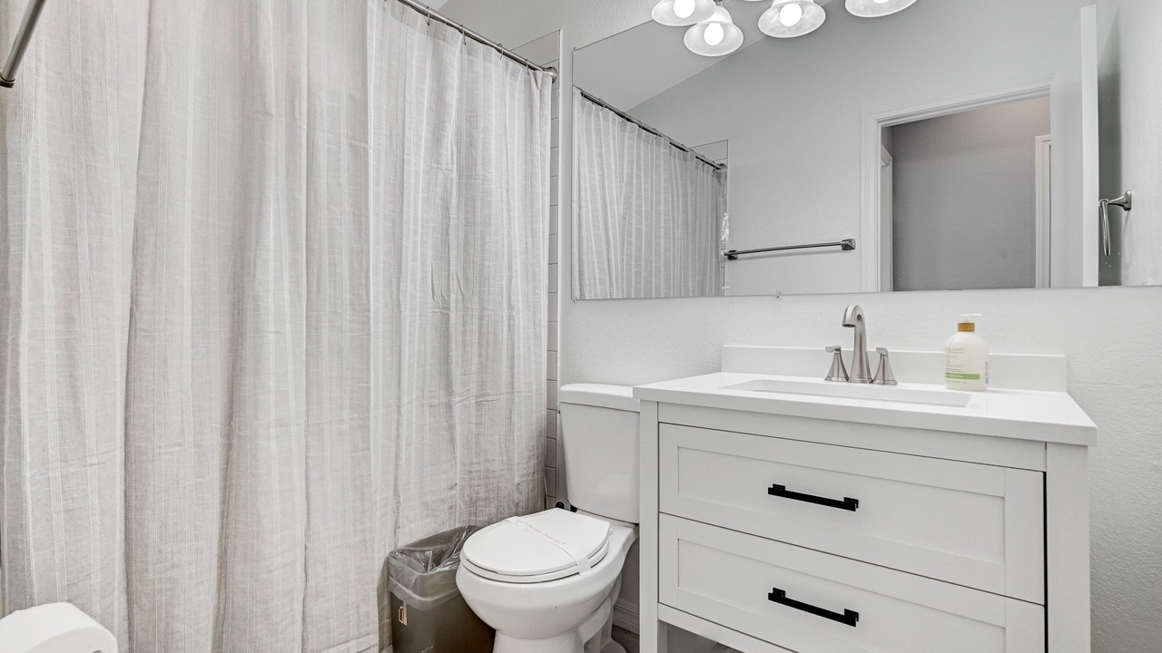 Photo of Bathroom in Sunrise Manor