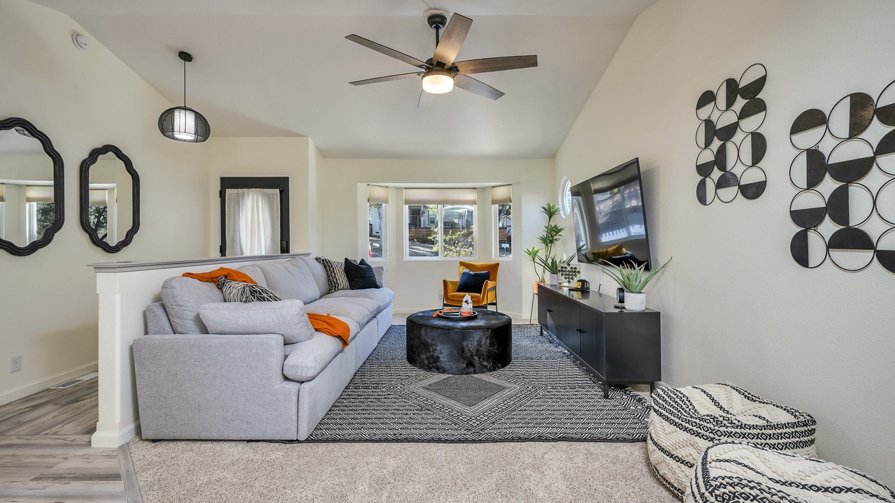 Photo of Bedroom in Kelseyville