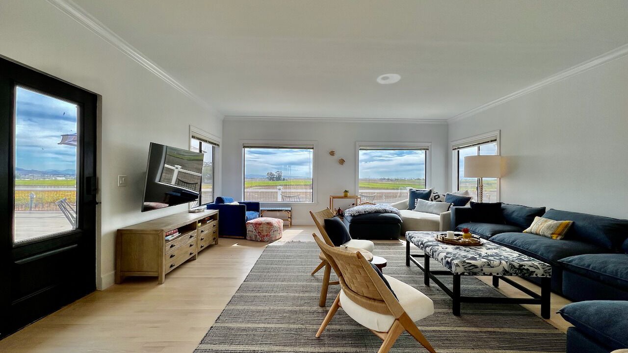 Photo of Livingroom in Napa