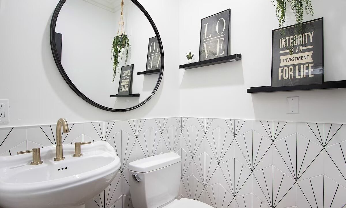 Photo of Bathroom in San Clemente