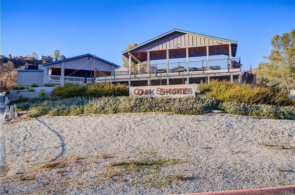 Photo of Outdoor in Oak Shores