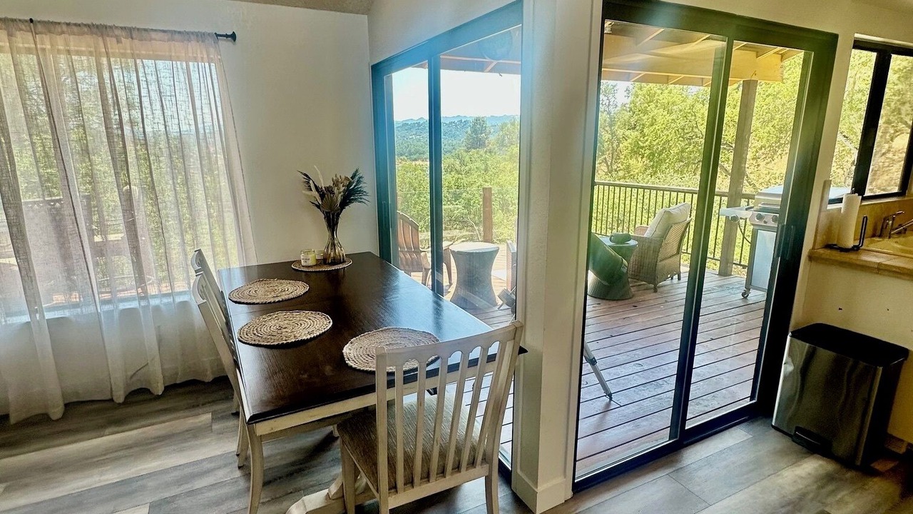 Photo of Outdoor in Oak Shores
