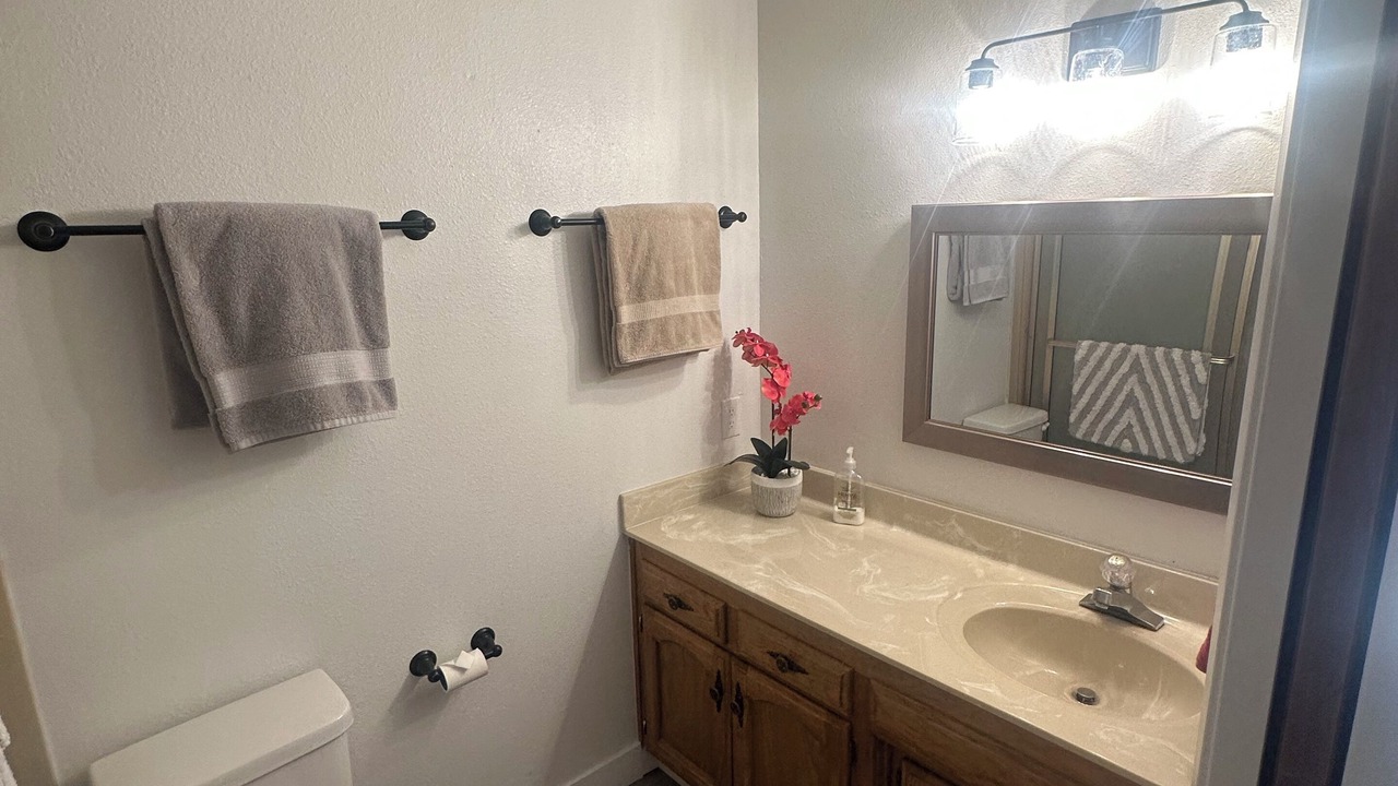 Photo of Bathroom in Oak Shores