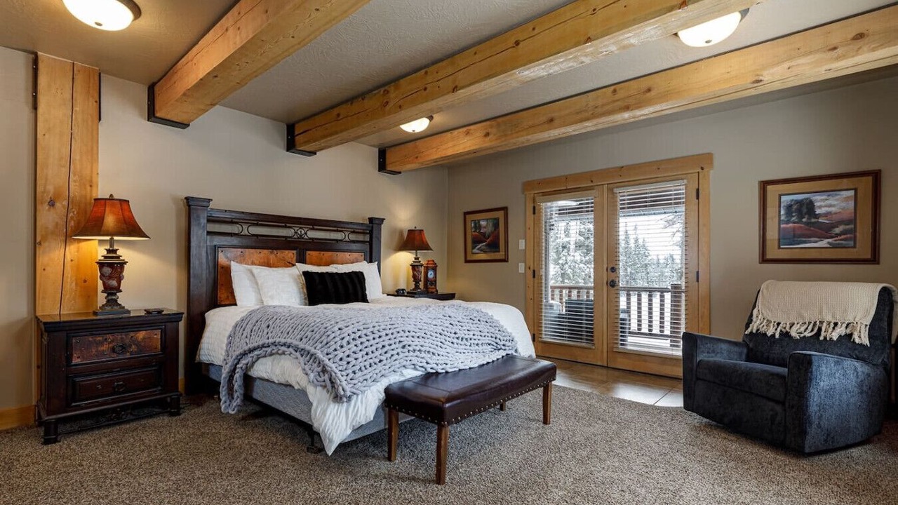 Photo of Bedroom in Meadow View Heights
