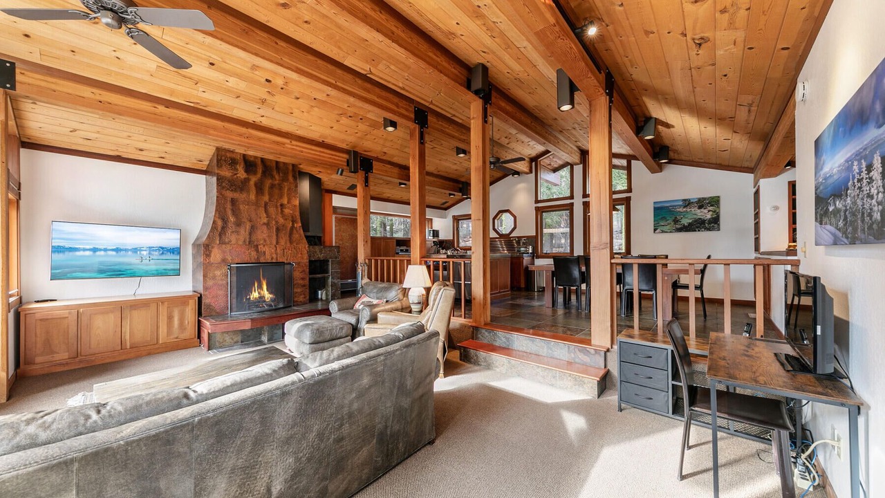 Photo of Livingroom in Twin Peaks