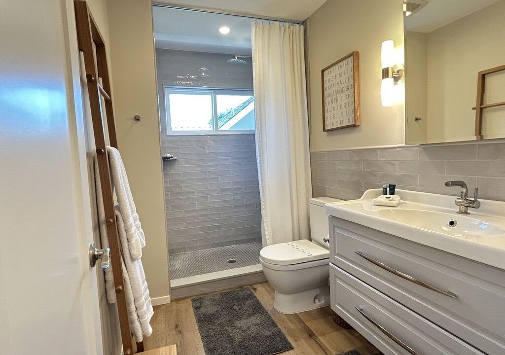 Photo of Bathroom in Morrison - Eldridge Park