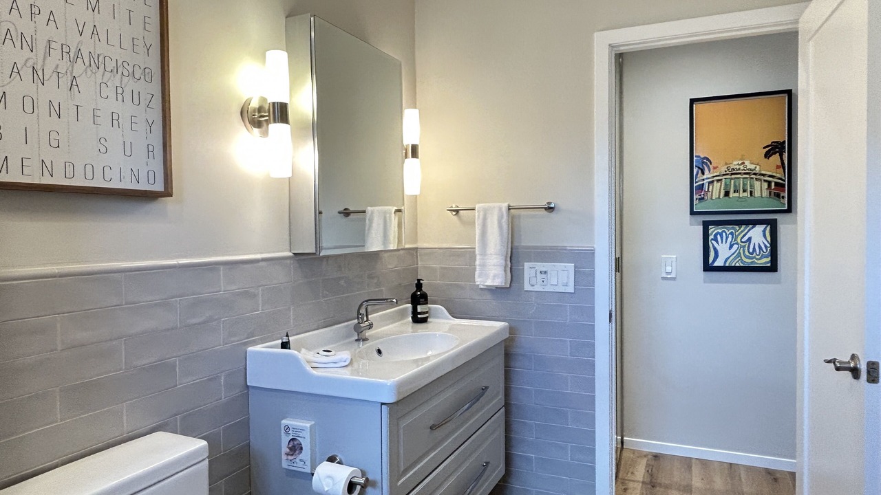Photo of Bathroom in Morrison - Eldridge Park