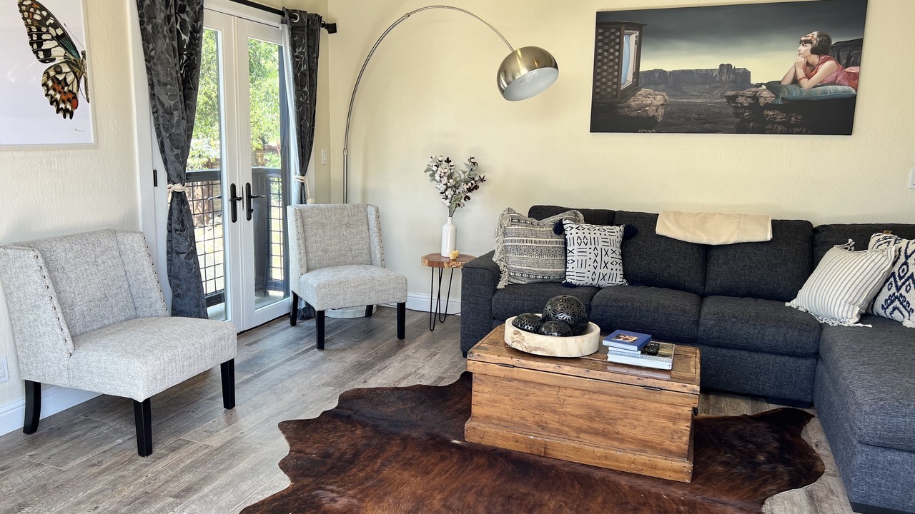 Photo of Livingroom in Glen Ellen