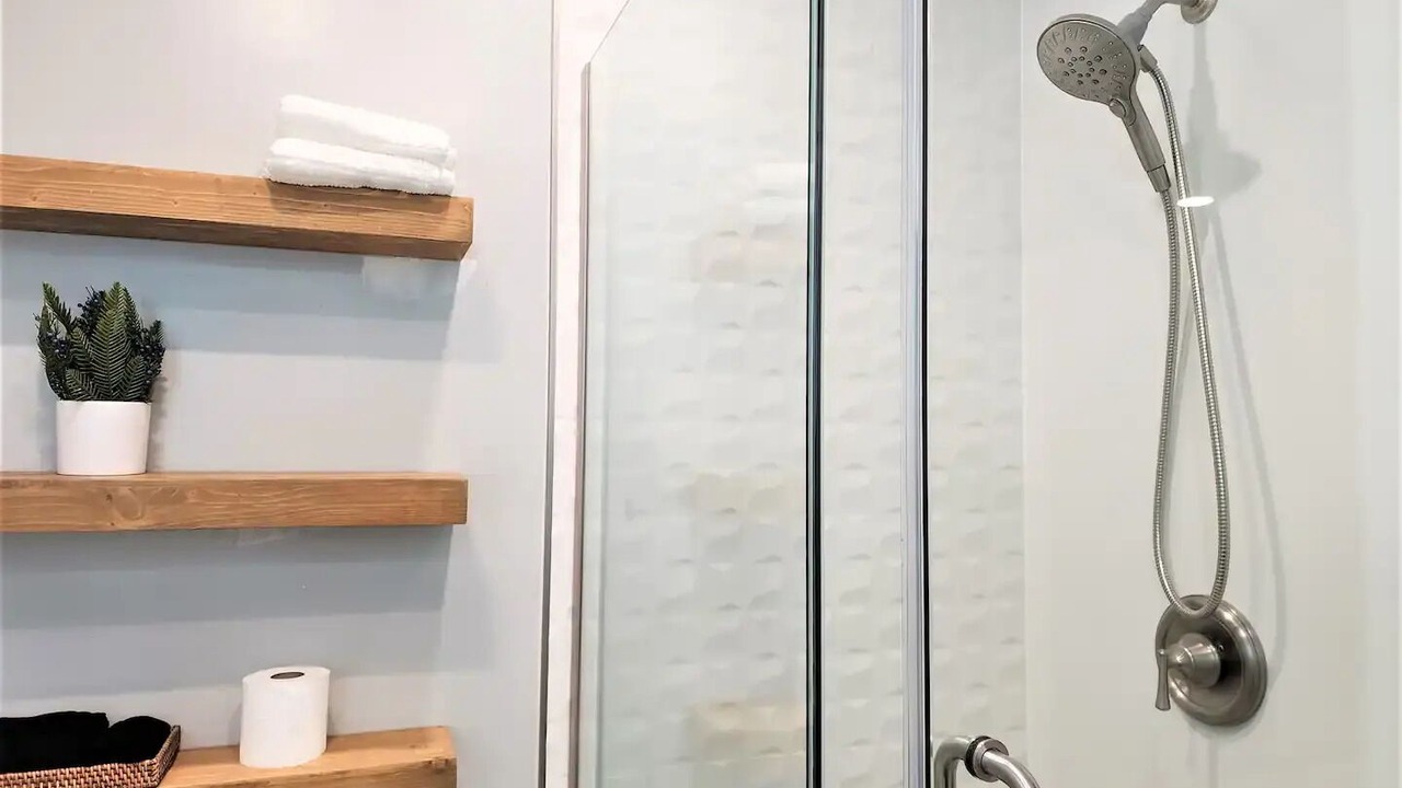 Photo of Bathroom in North Lakeport