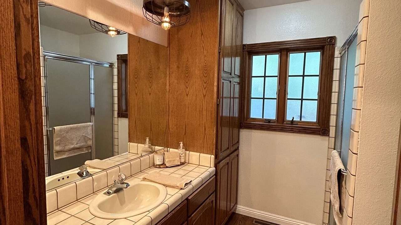 Photo of Bathroom in Fox Farm