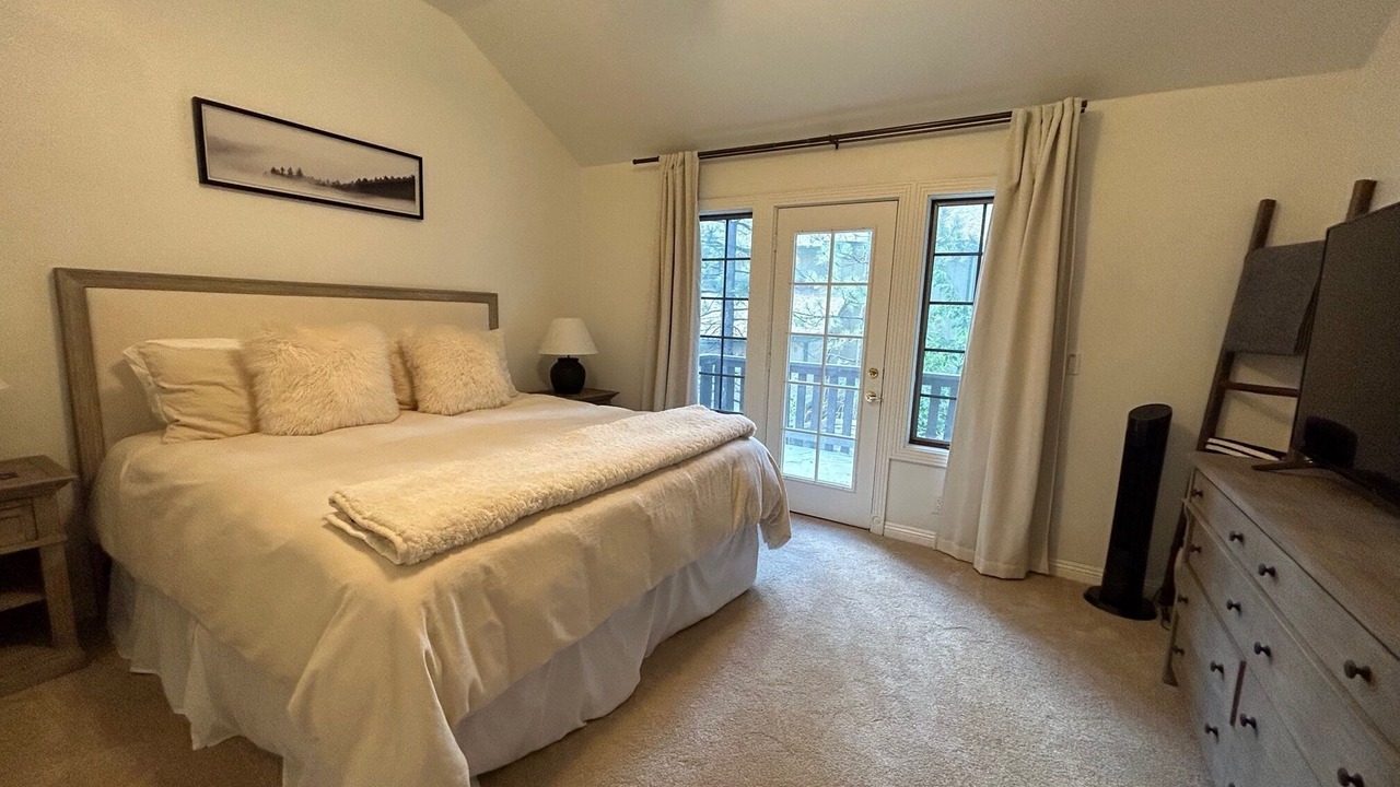 Photo of Bedroom in Fox Farm