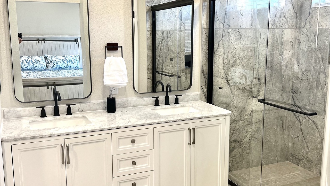Photo of Bathroom in Green Valley